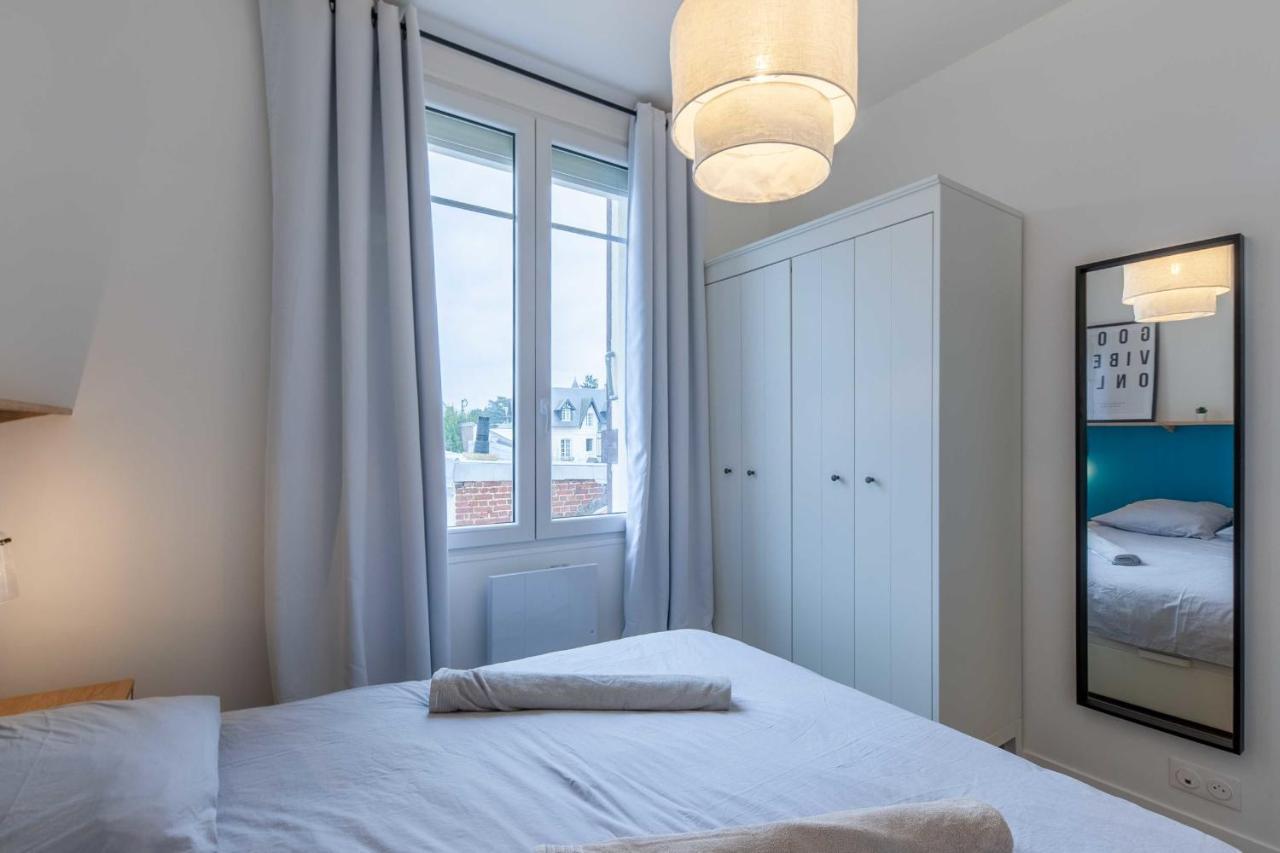 2-Bedroom Apartment With Balcony Near Hippodrome Ντοβίλ Εξωτερικό φωτογραφία