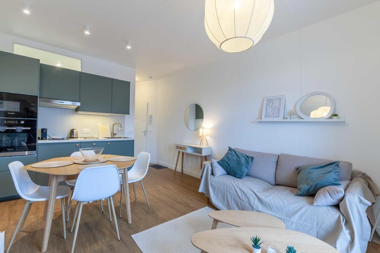2-Bedroom Apartment With Balcony Near Hippodrome Ντοβίλ Εξωτερικό φωτογραφία